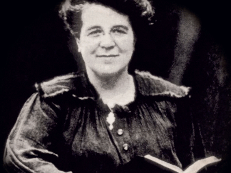 Madeleine Blocher-Saillens, première femme pasteure baptiste.  Est-ce selon la Bible&nbsp;?